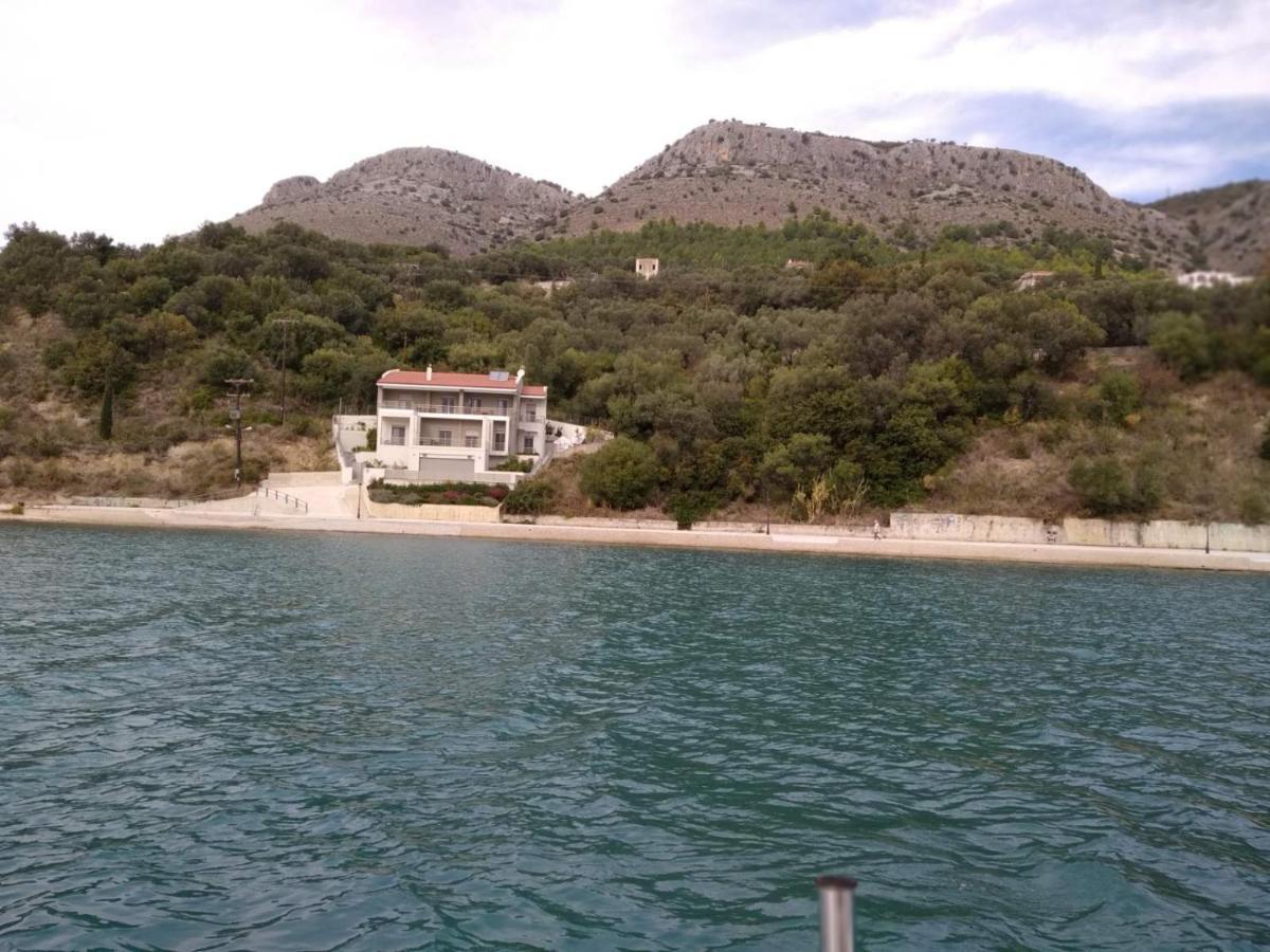 Ocean Views Apartment Plataria Luaran gambar