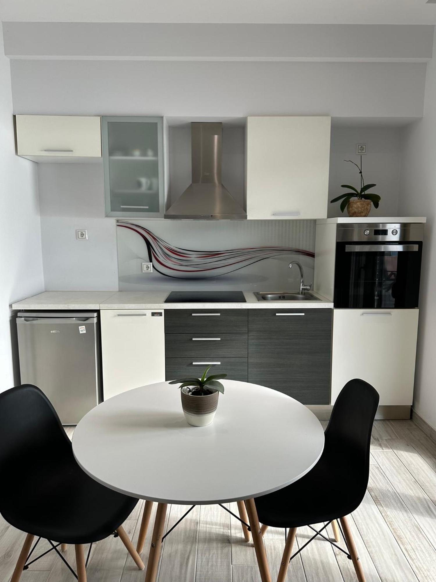 Ocean Views Apartment Plataria Luaran gambar