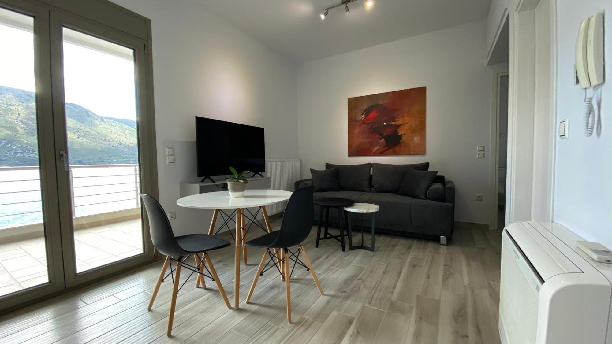 Ocean Views Apartment Plataria Luaran gambar
